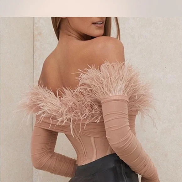 House of CB Blush Feather Corset Bodysuit XS | Off Shoulder Party Look - Picture 3 of 8